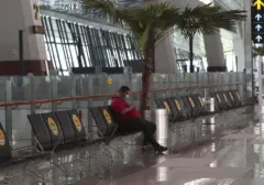 Defisit Neraca Perdagangan Jasa Makin dalam di Kuartal II-2026
