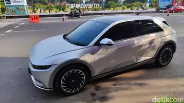 Parkir Paralel Mobil Listrik Terlalu Lama Berisiko Mogok, Hyundai Ioniq 5 Jadi Contoh