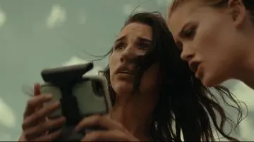 Teror Ketinggian Mengintai: "Fall" Tayang di Bioskop Trans TV 21 Agustus 2026