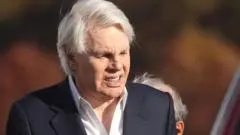 Mantan CEO Abercrombie & Fitch Dianggap Layak Diadili Kasus Perdagangan Seks