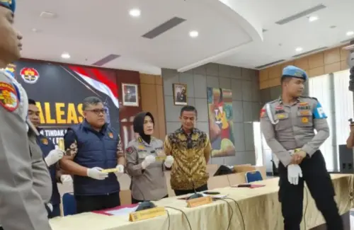 WNA India Dicokok Polda Sumbar, Diduga Terlibat Perdagangan Emas Ilegal 1,4 Kg