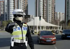 Robot SUPCON Ambil Alih Pengaturan Lalu Lintas di Hangzhou