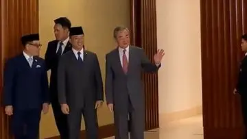 Menlu RI dan China Bahas Kerja Sama Bilateral di Jakarta