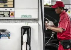 Pemerintah Kaji Pembatasan Pertalite Berdasarkan Jenis Kendaraan