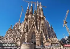Prediksi 2040: Spanyol Diprediksi Lampaui Prancis Sebagai Destinasi Wisata Global