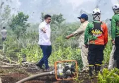 Prabowo Subianto Tinjau Langsung Lokasi Karhutla di Pontianak Bersama Petinggi Keamanan