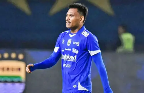 Persib Bandung Ulurkan Tangan, Saddil Ramdani Ucapkan Terima Kasih atas Kepedulian Pasca Kebakaran Rumah Orang Tua