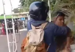 Aksi Arogan Pengendara Motor Piting Pengemudi Mobil Akibat Klakson, Polisi Lakukan Perburuan