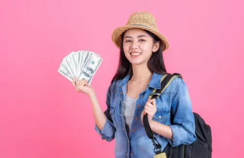 Delapan Weton Diramal Berkah Finansial Melimpah di Agustus 2023