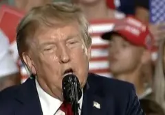 Trump Kembali Klaim Selat Hormuz Milik Amerika Serikat