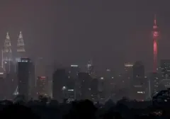 Kualitas Udara Malaysia Memburuk di 7 Wilayah Akibat Kebakaran Hutan dan Lahan