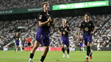 Barcelona Pesta Gol ke Gawang Elche, Raphinha dan Fermin Lopez Borong Brace