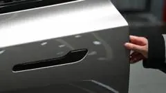 Jutaan Tesla Ditarik dari Peredaran di China Akibat Masalah Handle Pintu