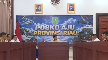 Prabowo Pimpin Rapat Darurat Karhutla Setibanya di Riau