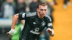 Alistair Johnston Cedera, Celtic Pertimbangkan Cari Bek Baru