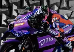 Insiden Tak Terduga: Toprak Razgatlioglu Tercebur ke Laut Saat Aksi Ekstrem Jelang MotoGP Aragon