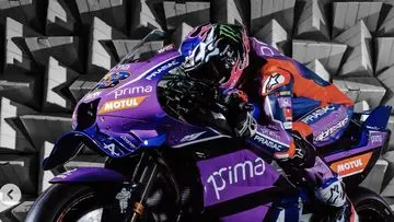Insiden Tak Terduga: Toprak Razgatlioglu Tercebur ke Laut Saat Aksi Ekstrem Jelang MotoGP Aragon