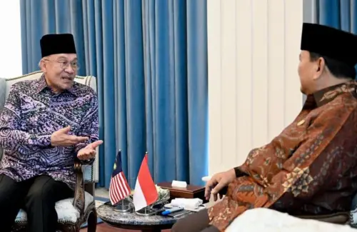 Anwar Ibrahim Kirim Surat ke Prabowo Bahas Investasi FELDA di BWPT