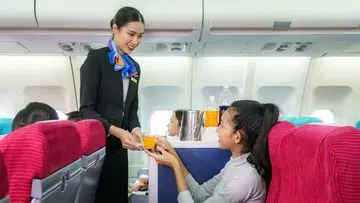 Pramugari dan Pilot Hadapi Risiko Kanker Lebih Tinggi Akibat Radiasi, Ungkap Studi Terbaru