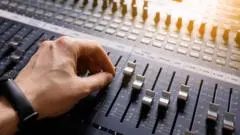 Lagu Ciptaan AI Dilarang Masuk Tangga Lagu Australia