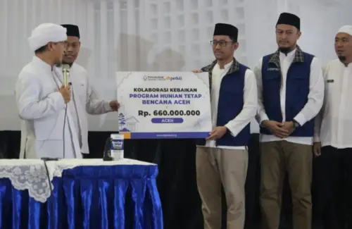 Aa Gym Salurkan Bantuan Rp 660 Juta untuk Hunian Tetap Korban Bencana di Aceh