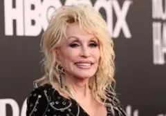 Dolly Parton Berjuang Melawan Penyakit Ginjal dan Autoimun Sebelum Meninggal