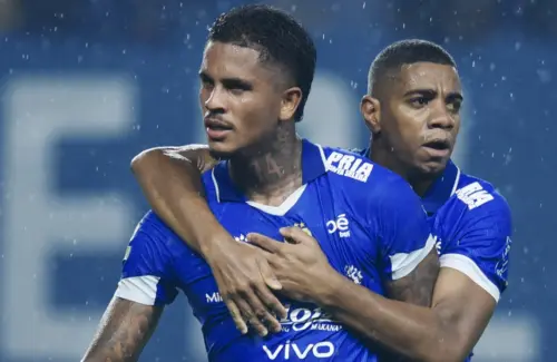 Daftar 32 Pemain Persib untuk Musim 2026-2027 Dirilis, Nomor 98 Milik Ramon Tanque Jadi Sorotan Bobotoh