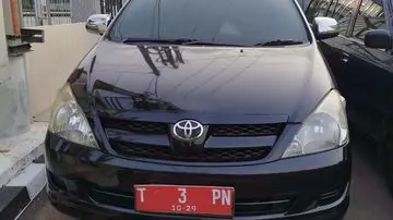 Kijang Innova Berpelat Merah Dilelang, Tawaran Awal Rp 20 Jutaan