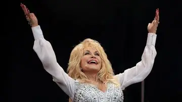 Dolly Parton Berpulang, Dunia Musik Berduka Atas Kepergian Sang Legenda