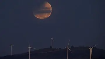 Pekan Ini Ada 'Blood Moon', Mana Saja Tempat Terbaik Menyaksikannya?