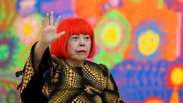 Seniman Visioner Yayoi Kusama Tutup Usia di 97 Tahun