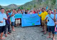 Pegadaian Peduli Wujudkan Jembatan Raba Sau Desa Mawu, Permudah Akses Warga