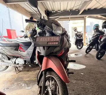Empat Unit Honda Revo Bekas Dilelang Mulai Rp 800 Ribu