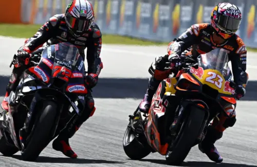 Enea Bastianini Ungkap Minat Lintas Generasi dengan Aprilia di MotoGP