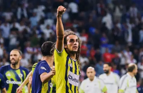 Selebrasi Kontroversial Guendouzi Picu Amarah Suporter Lyon Pascafinal Liga Europa
