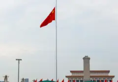 Ancaman Sanksi Trump terhadap Bank China Jelang Pertemuan dengan Xi Jinping