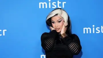 Cardi B Hiasi Sampul Vogue Arabia Edisi September 2026