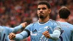 Gol Gibbs-White Bawa Kemenangan Dramatis Nottingham Forest atas Liverpool