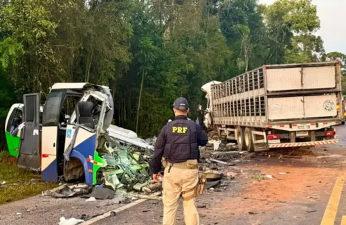 Duka Mendalam: Kecelakaan Maut Minibus dan Truk Renggut Nyawa 27 Jemaat Gereja
