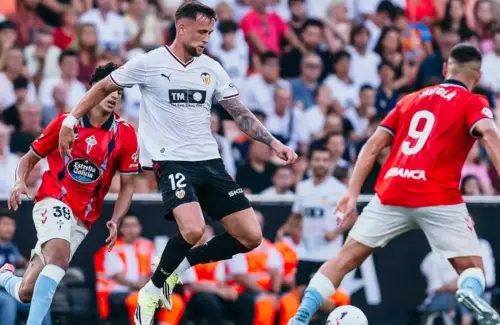 Valencia Diunggulkan Taklukkan Deportivo La Coruna di LaLiga 2026