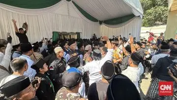 Kericuhan di Muktamar NU Jombang: Puluhan Massa Paksa Masuk Arena