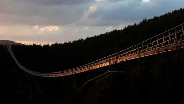 Skybridge Biwako Valley: Jembatan Gantung 220 Meter Hiasi Danau Terbesar Jepang