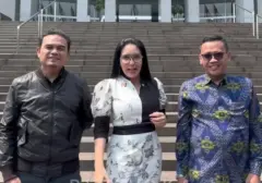 Menang Banding, Nikita Mirzani Tuai Sorotan; Rieke Diah Pitaloka Khawatir Dampak Pidana