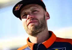 Insiden Pembuka Sirkuit Aragon Buat Brad Binder Terpuruk ke Posisi 10