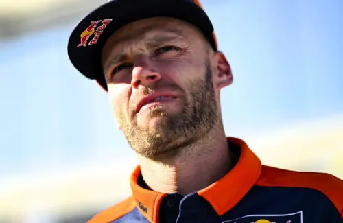 Insiden Pembuka Sirkuit Aragon Buat Brad Binder Terpuruk ke Posisi 10