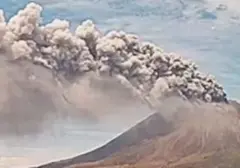 Gunung Sinabung Naik Status Menjadi Siaga III Akibat Peningkatan Aktivitas Vulkanik