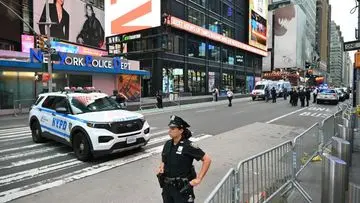 Wanita Bersenjata Pisau Tewaskan Satu Orang di Times Square, New York