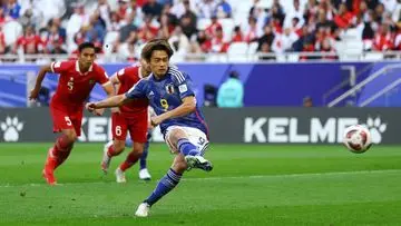 Ayase Ueda Berseragam Lille, Potensi Duet dengan Calvin Verdonk