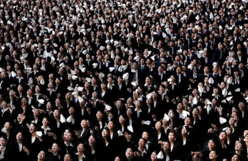 Jepang Longgarkan Batas Lembur 2026, Risiko Kebangkitan Budaya Kerja Berlebih