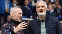 Jim Goodwin Pulang dari Rumah Sakit, Posisi Pelatih Dundee United Masih Kosong